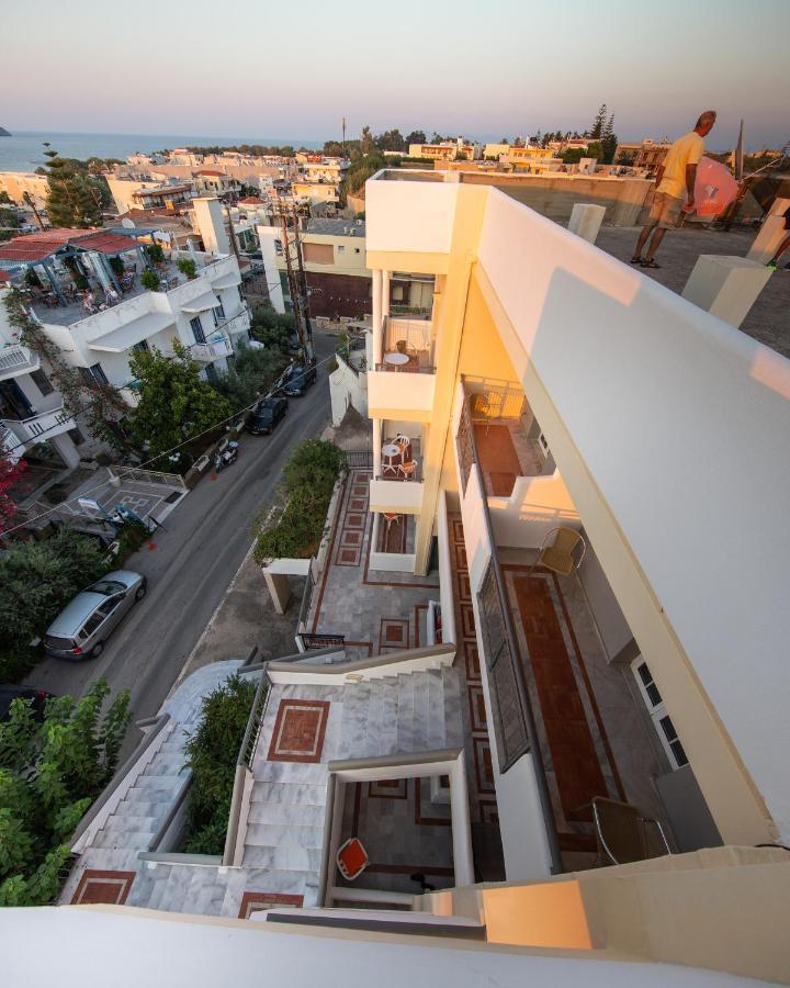 Manias Hotel Apartments Agia Marina Exterior foto
